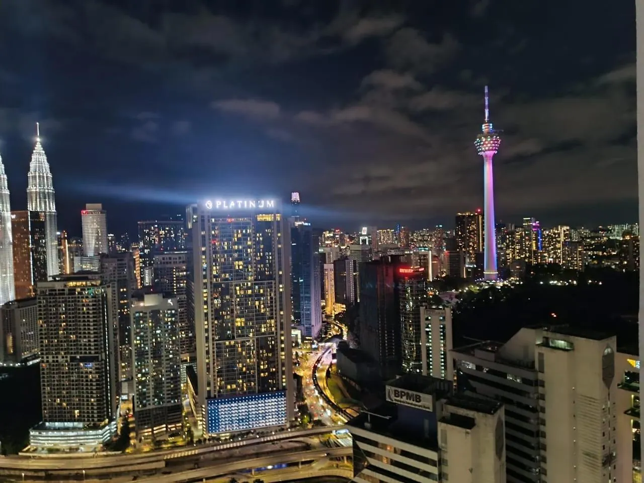 Apartment The Luxe Klcc By Service Suites Kuala Lumpur