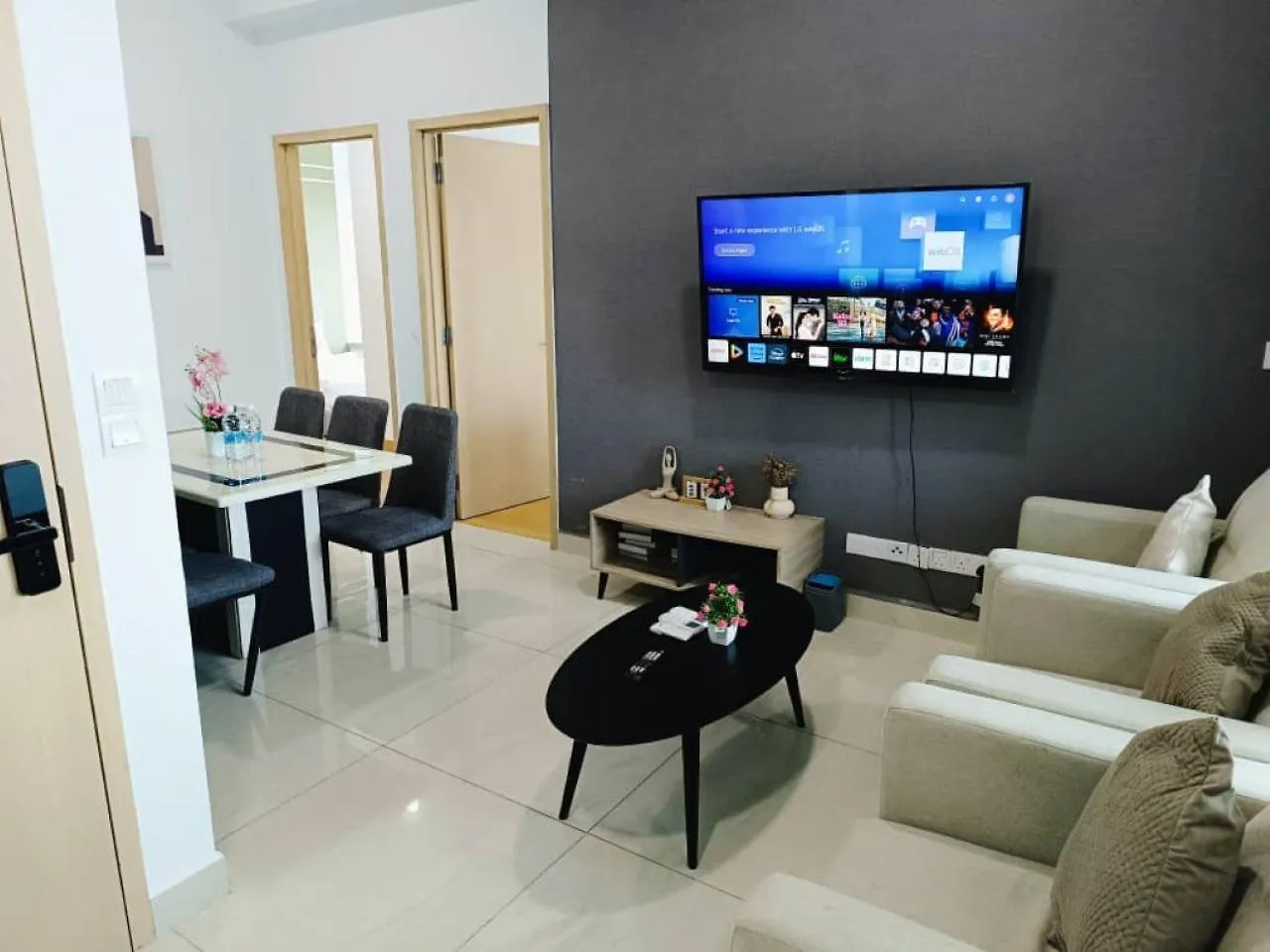 The Luxe Klcc By Service Suites Kuala Lumpur Apartment