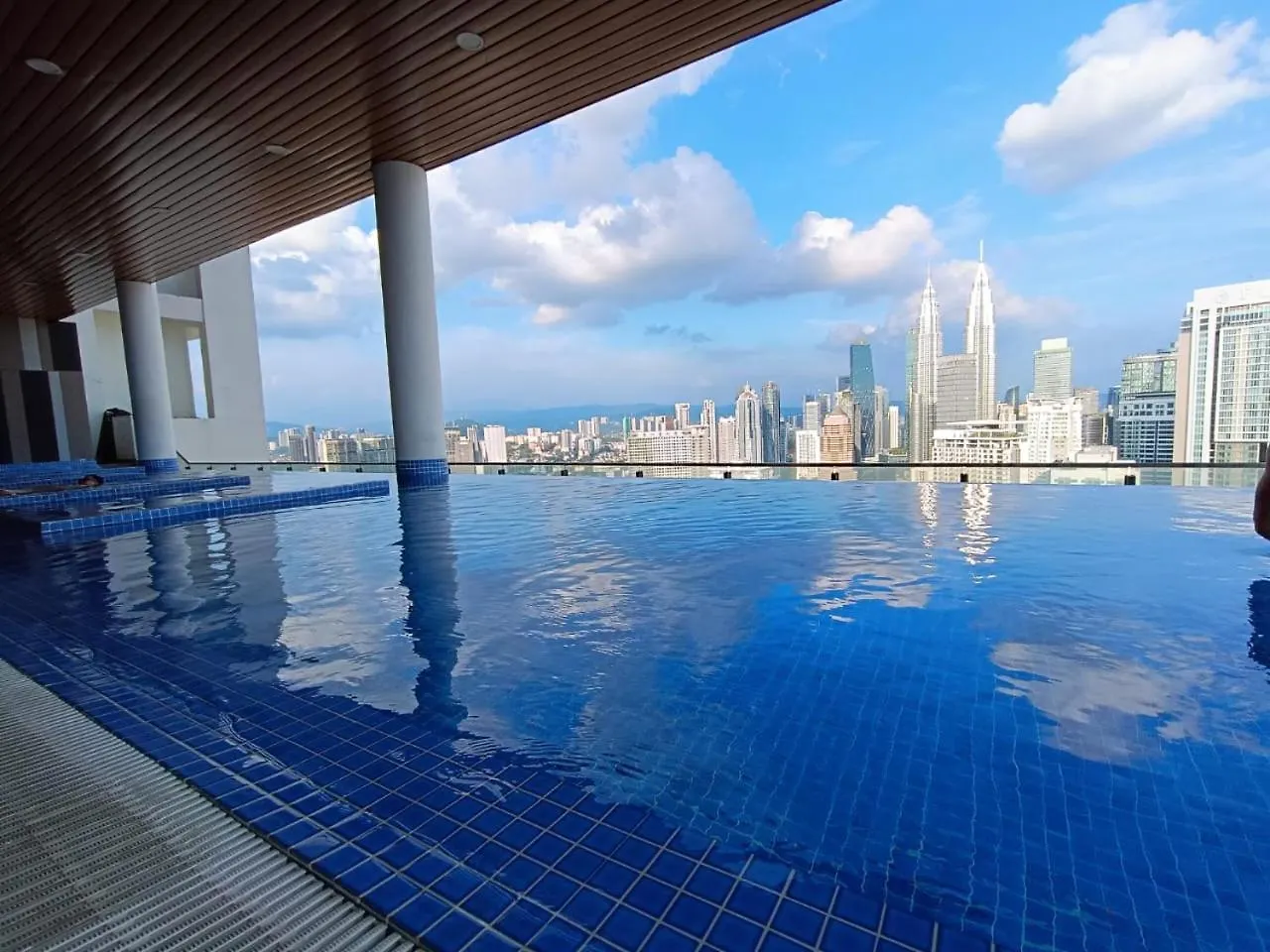 Lejlighed The Luxe Klcc By Service Suites Kuala Lumpur