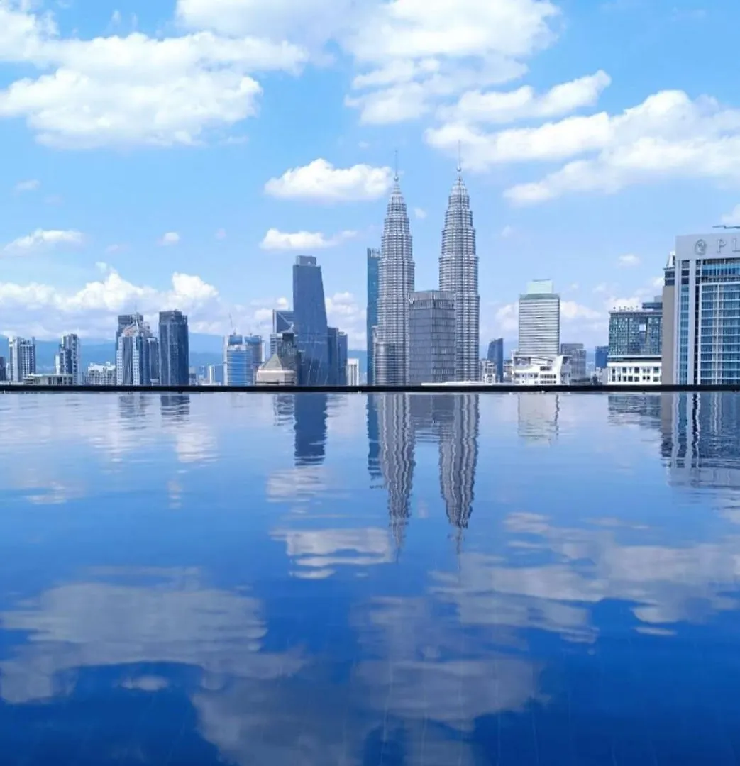 The Luxe Klcc By Service Suites Kuala Lumpur