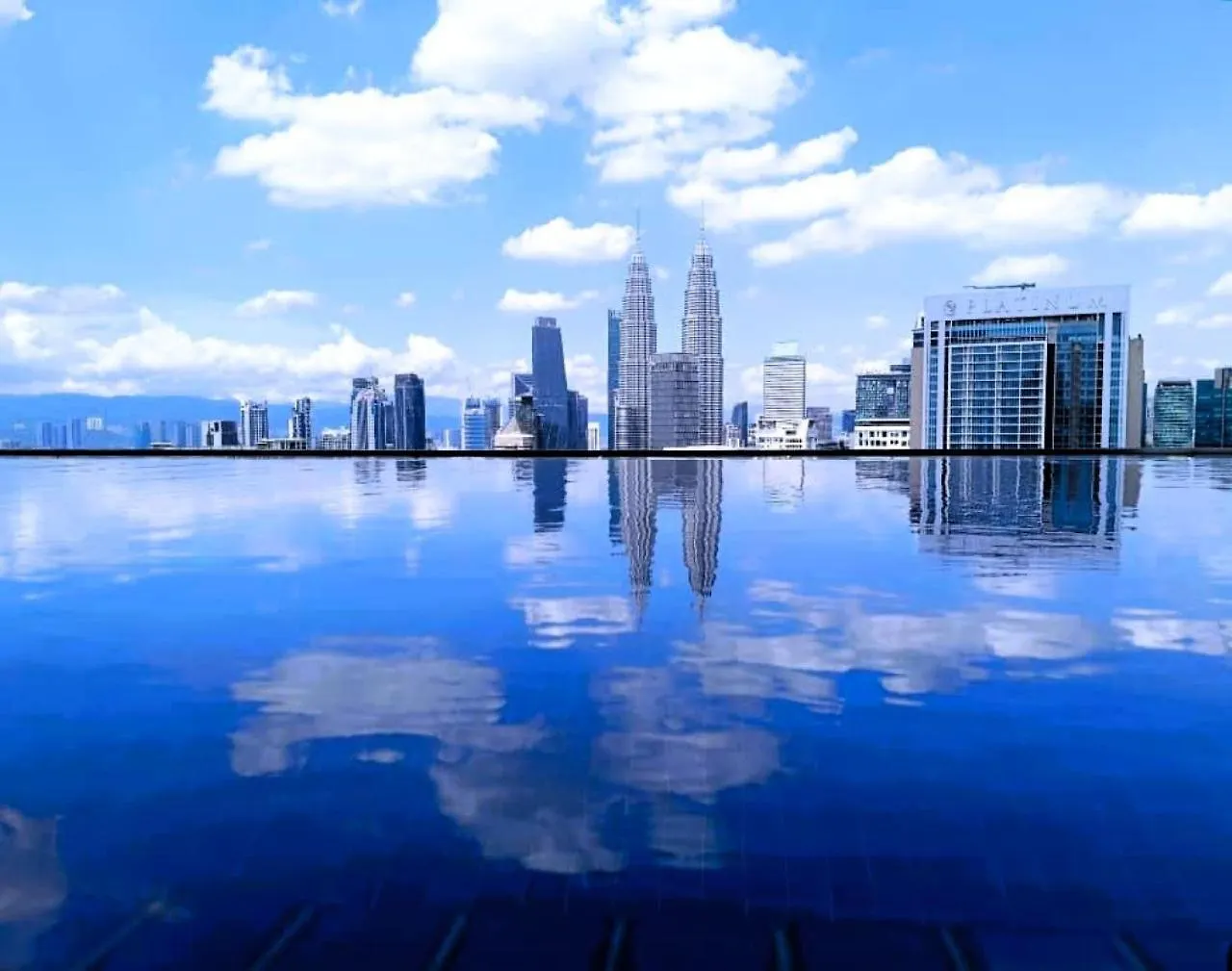 The Luxe Klcc By Service Suites Kuala Lumpur