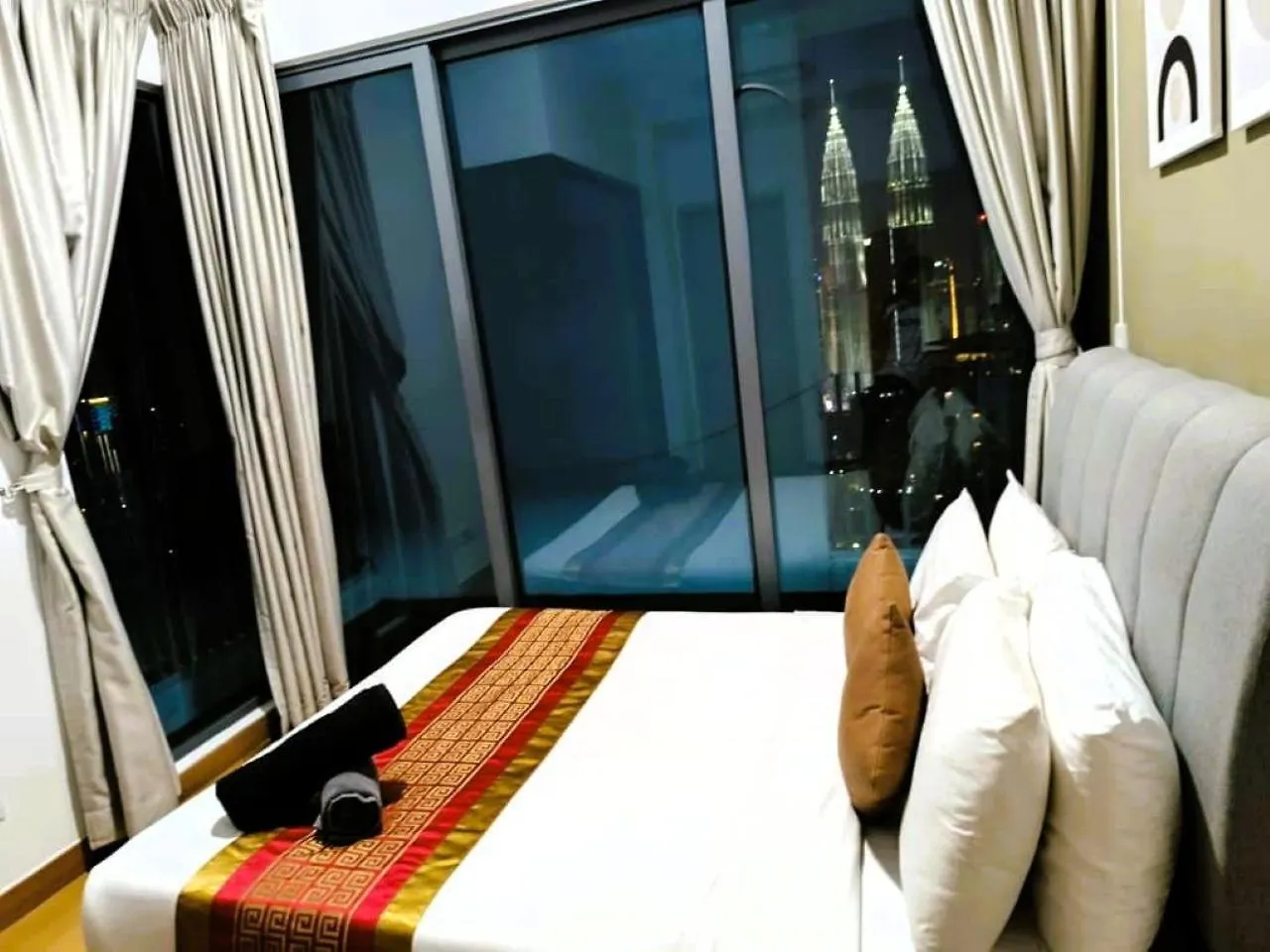 Lejlighed The Luxe Klcc By Service Suites Kuala Lumpur