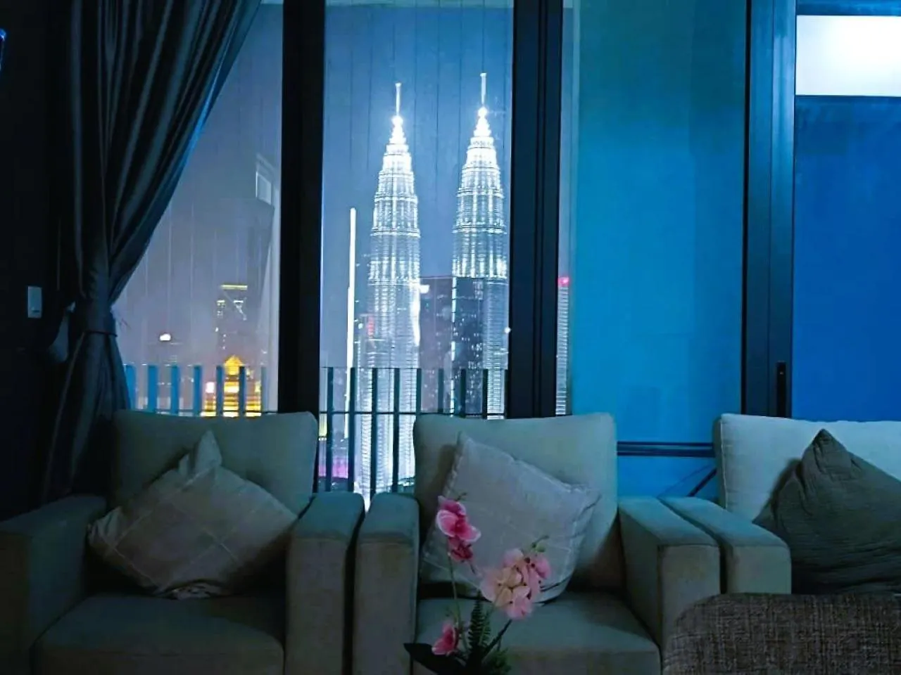 The Luxe Klcc By Service Suites Kuala Lumpur Malaysia
