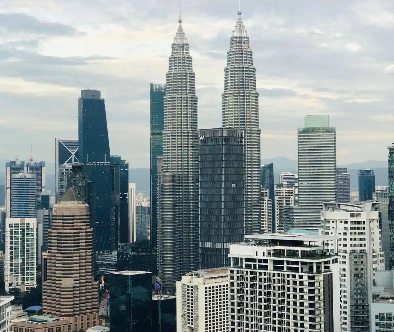 Apartment The Luxe Klcc By Service Suites Kuala Lumpur
