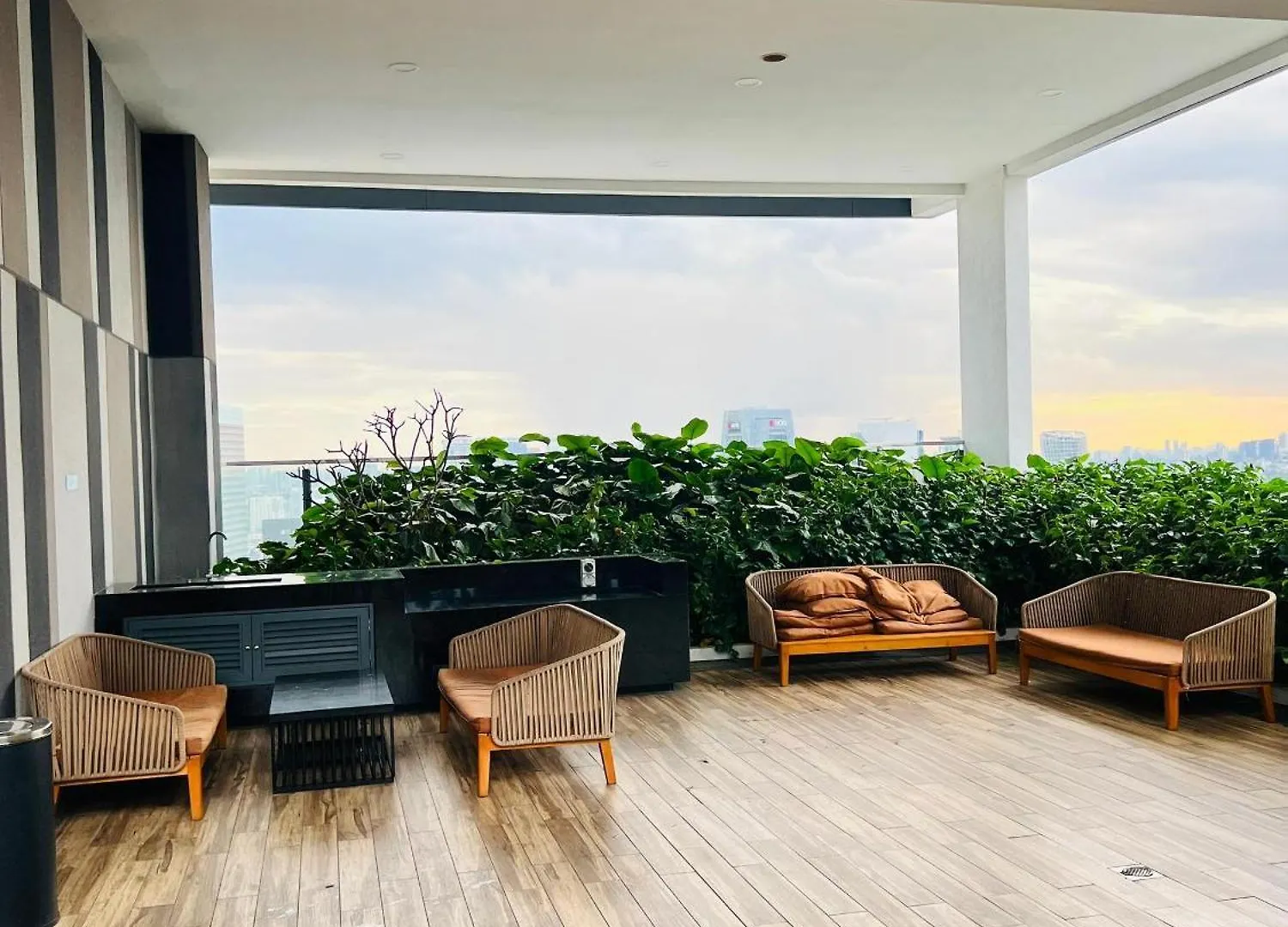 The Luxe Klcc By Service Suites Kuala Lumpur 0*,