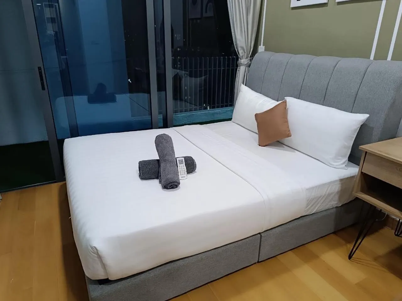 Apartment The Luxe Klcc By Service Suites Kuala Lumpur