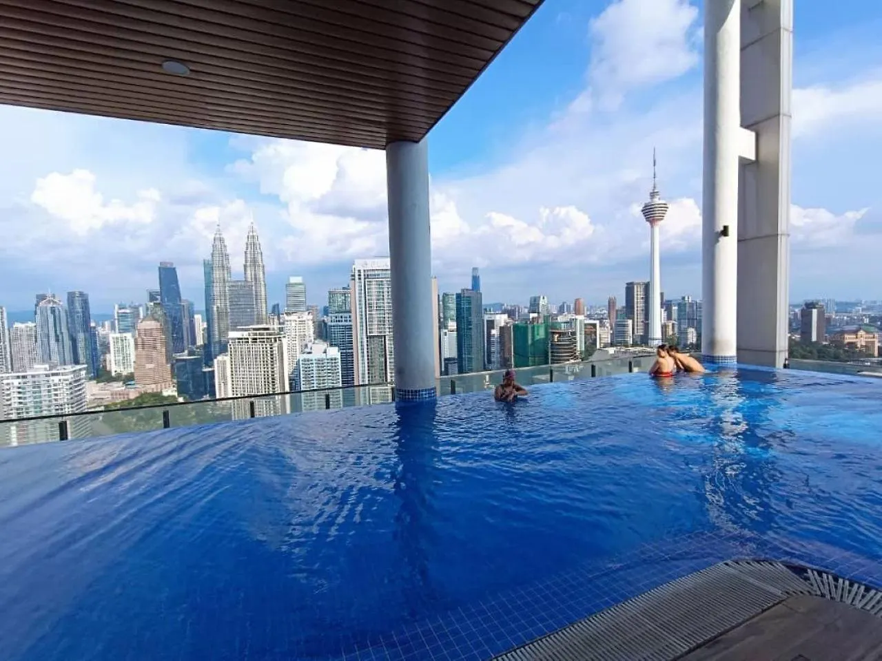 The Luxe Klcc By Service Suites Kuala Lumpur 0*,