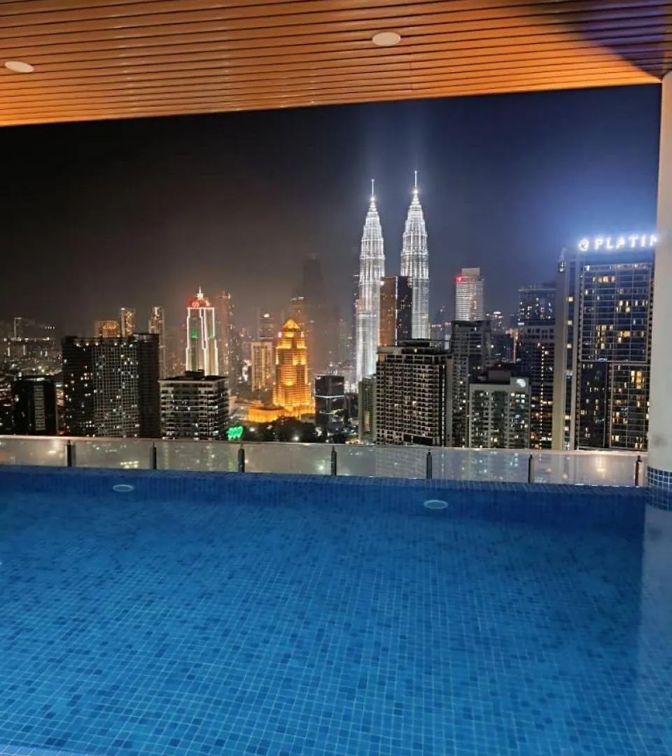 The Luxe Klcc By Service Suites Kuala Lumpur